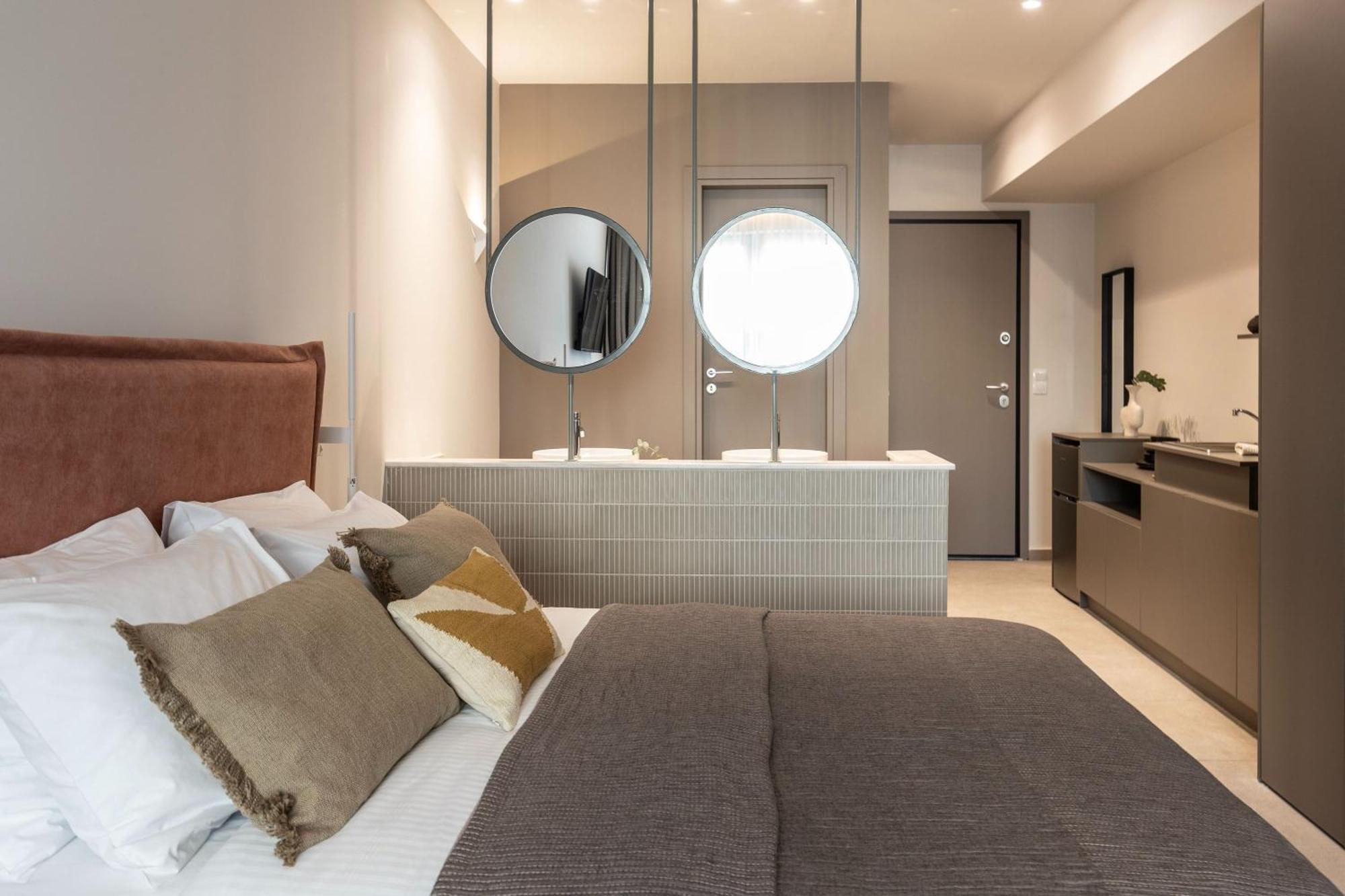 Celestial Athens Suites At Praxitelous Esterno foto
