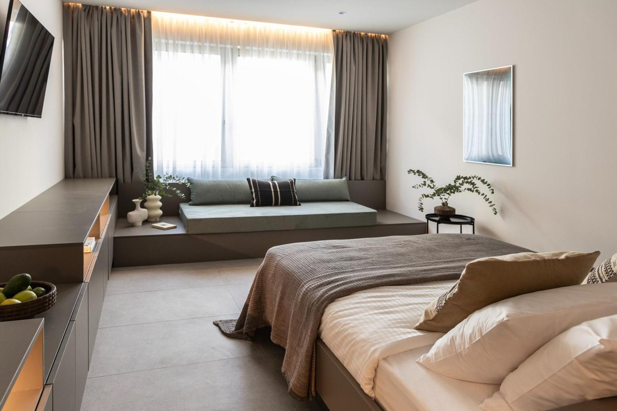 Celestial Athens Suites At Praxitelous Esterno foto