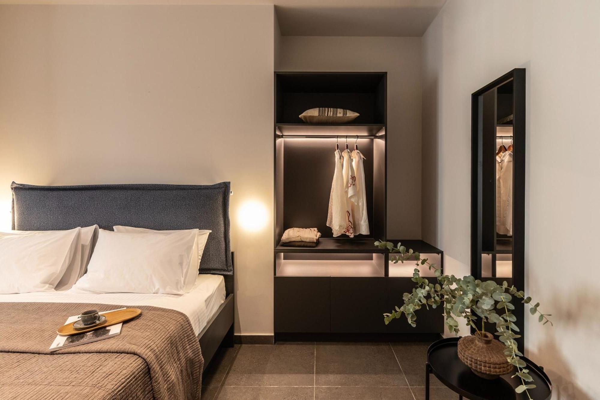 Celestial Athens Suites At Praxitelous Esterno foto
