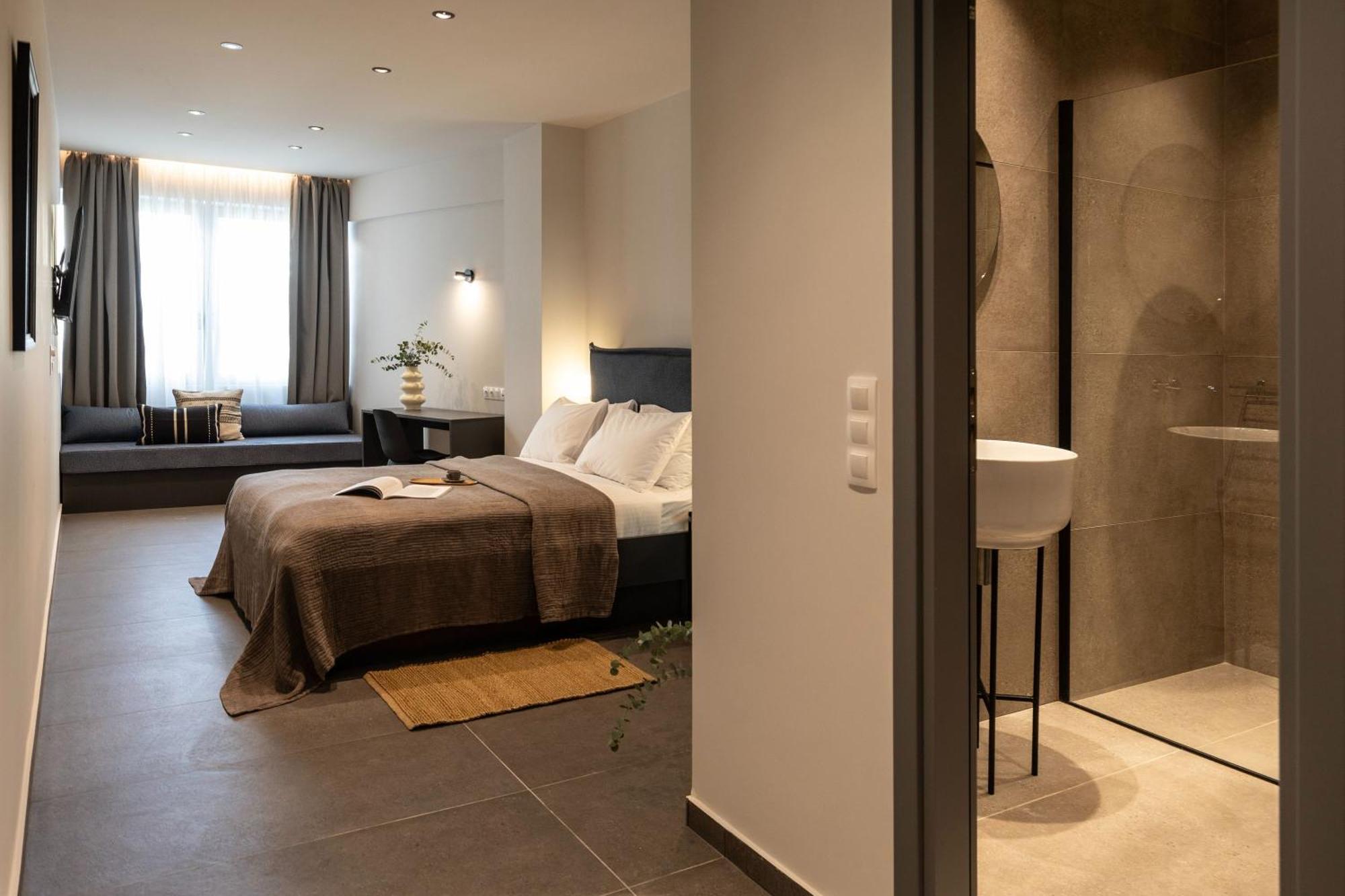 Celestial Athens Suites At Praxitelous Esterno foto