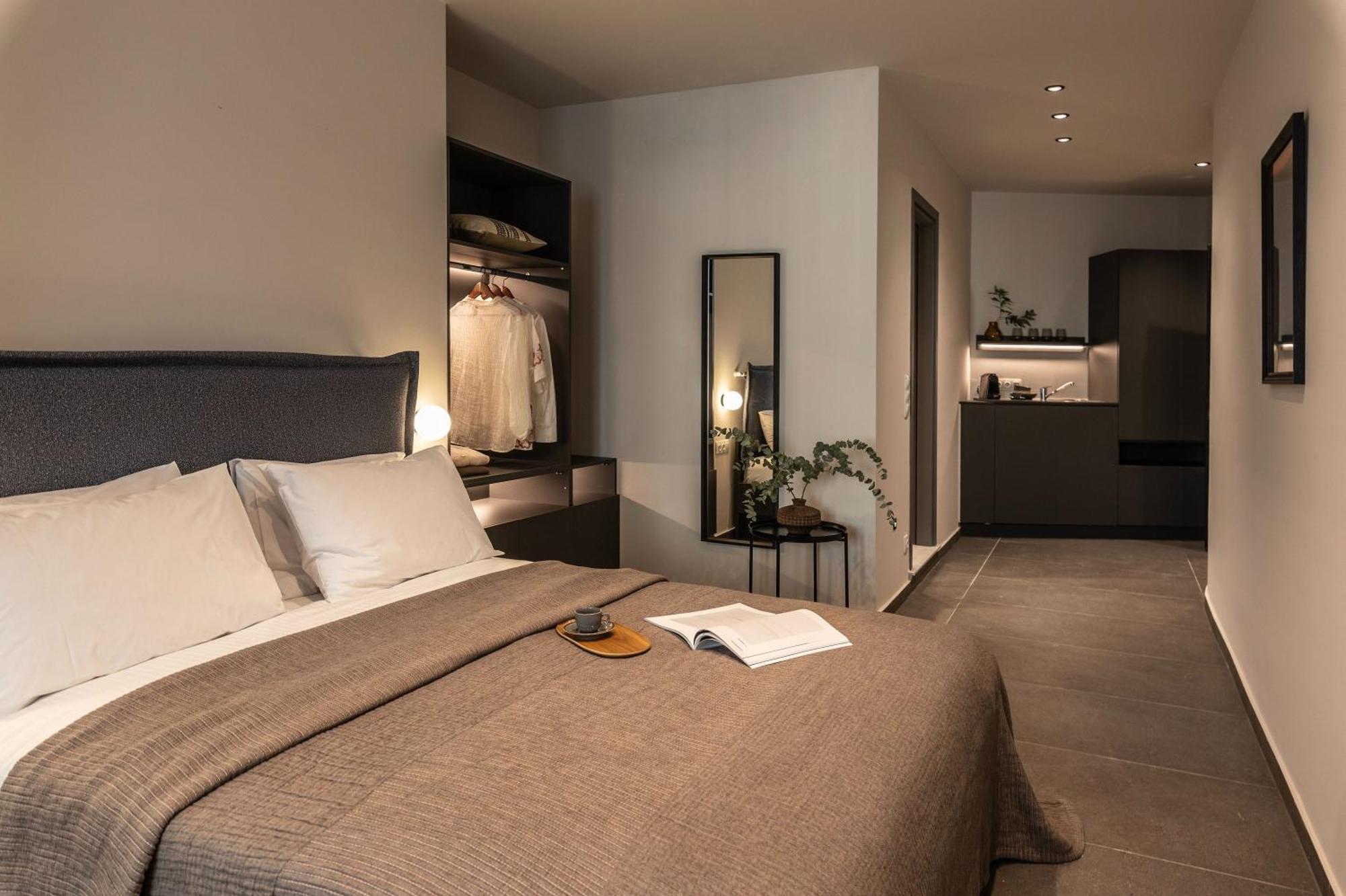 Celestial Athens Suites At Praxitelous Esterno foto